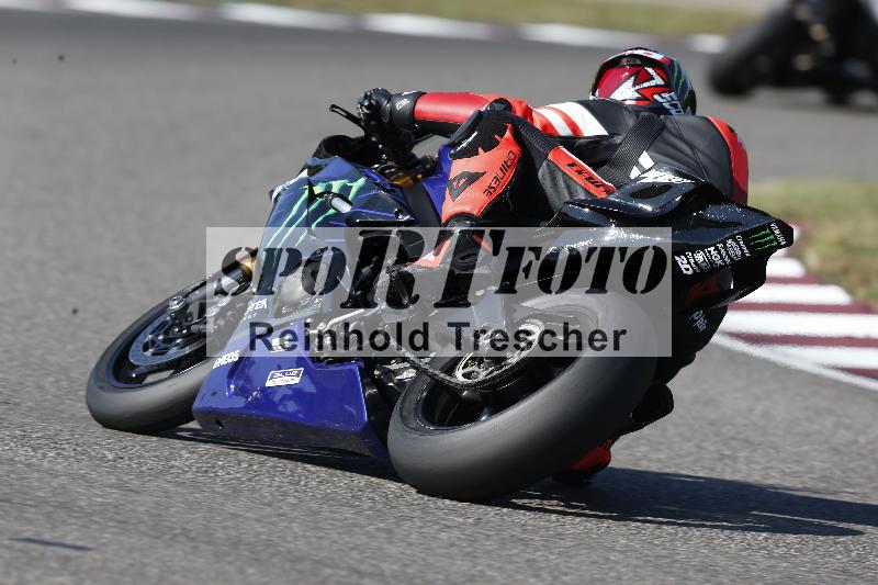 /Archiv-2025/49 26.08.2025 Cornu Master School ADR/blau-bleu/9